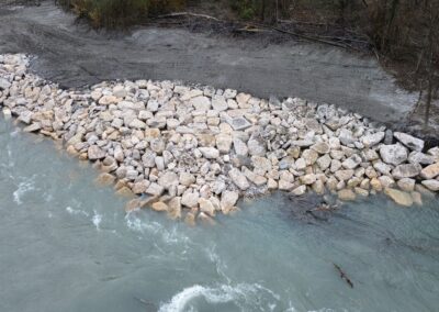 Travaux de confortement des berges de la Romanche à Notre Dame de Mésage