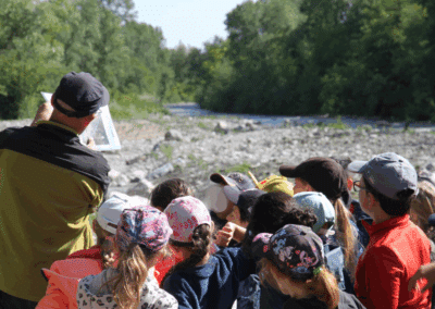 Les pieds dans l’eau, la tête pleine de découvertes pour les scolaires